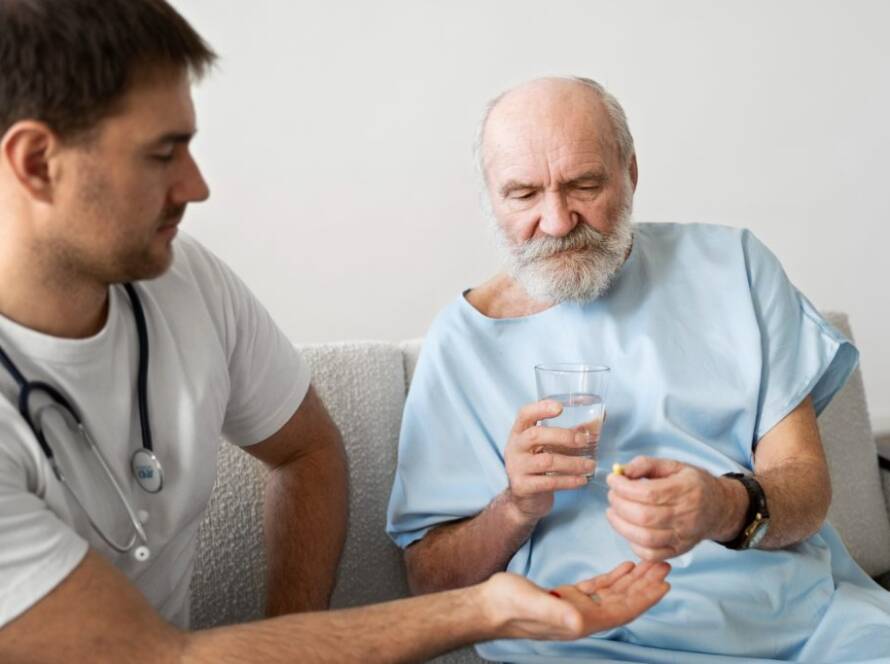 laparoscopic-surgery-for-elderly-patients-in-pune
